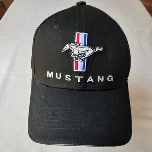 New Mustang Logo Black Baseball Hat